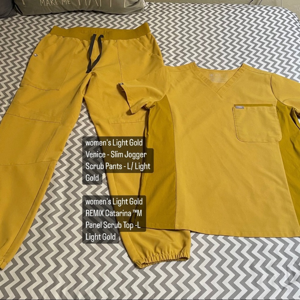 Figs scrubs set